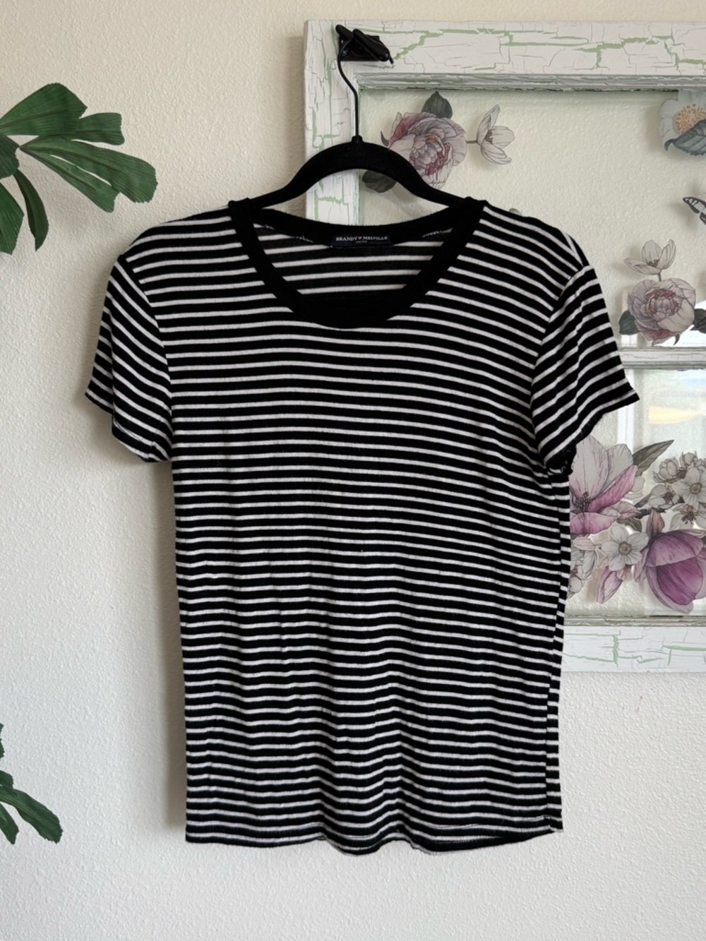 Brandy Melville Black White Striped Short Sleeve Tee One Size